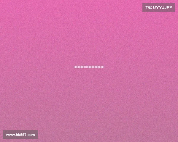 网球赛场风云再起 聚焦运动员拼搏与风采展示